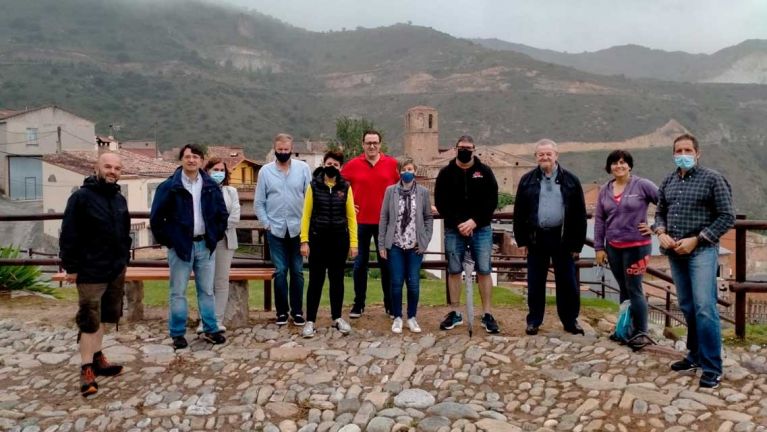 la-ruta-del-vino-rioja-oriental-celebro-ayer-la-actividadal-pie-del-canon-junto-a-la-asociacion-de-sumilleres-dela-rioja-y-el-ayuntamiento-de-leza-de-rio-leza